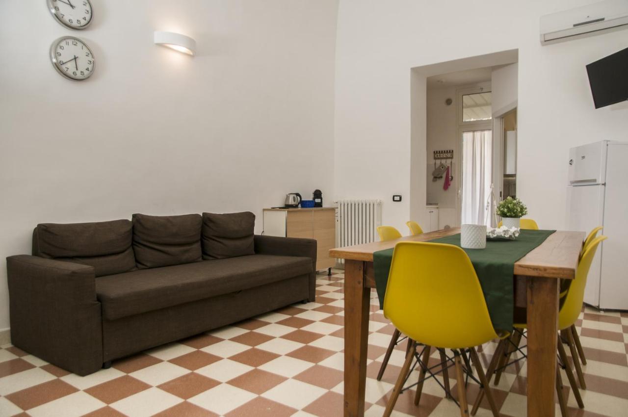 Palazzo Italia Apartments 巴里 外观 照片