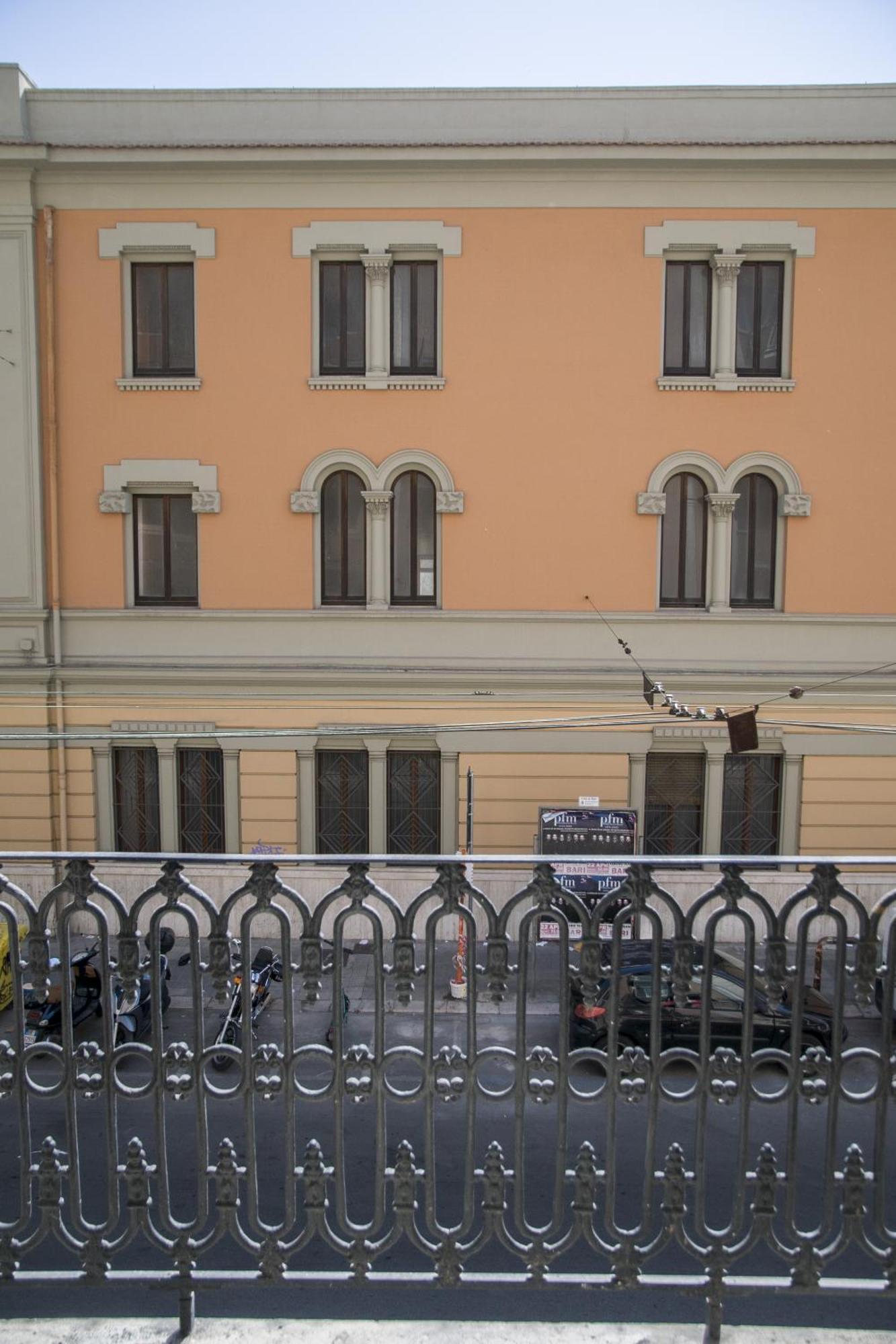 Palazzo Italia Apartments 巴里 外观 照片